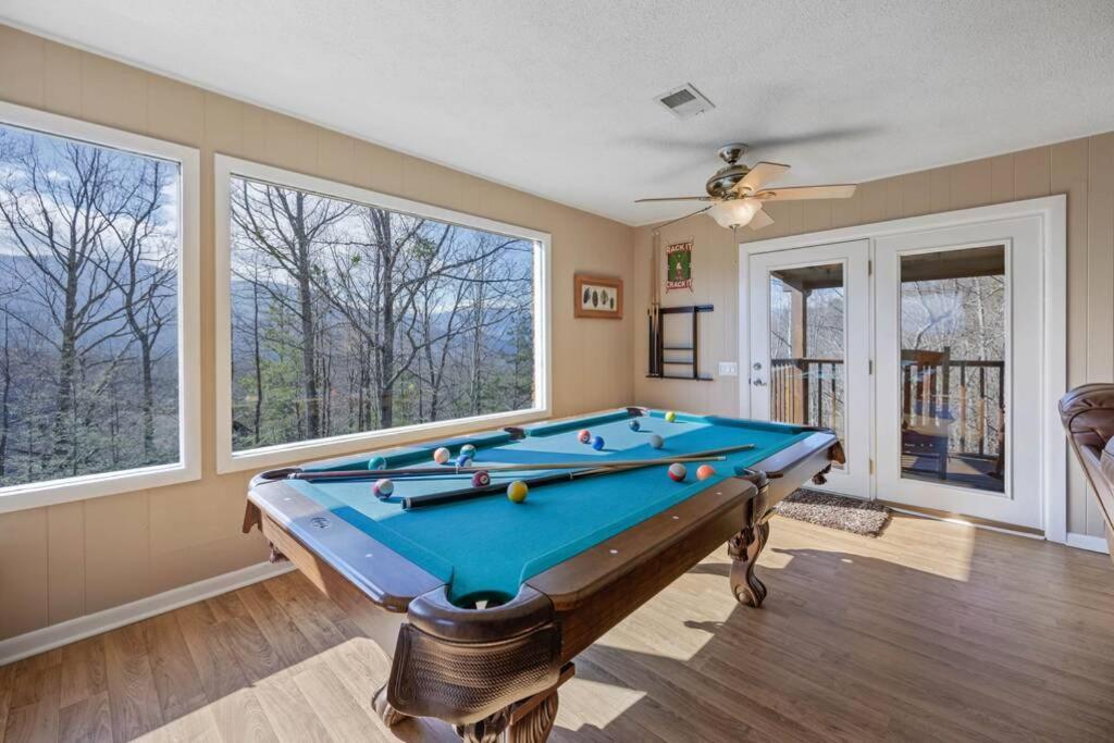Happy Trails - Cobbly Nob Resort Home Gatlinburg Zewnętrze zdjęcie