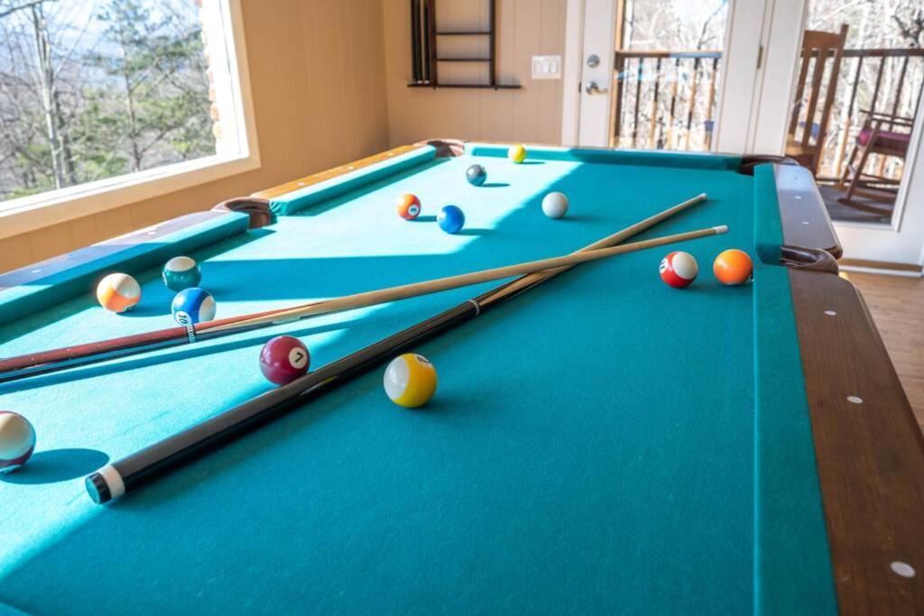 Happy Trails - Cobbly Nob Resort Home Gatlinburg Zewnętrze zdjęcie