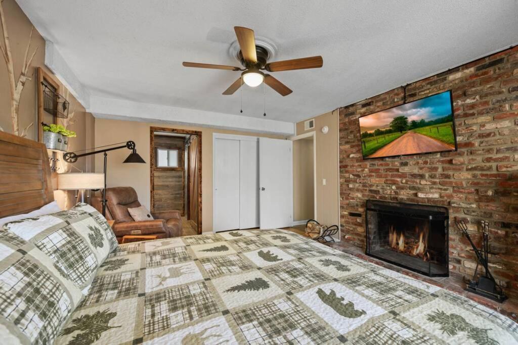 Happy Trails - Cobbly Nob Resort Home Gatlinburg Zewnętrze zdjęcie