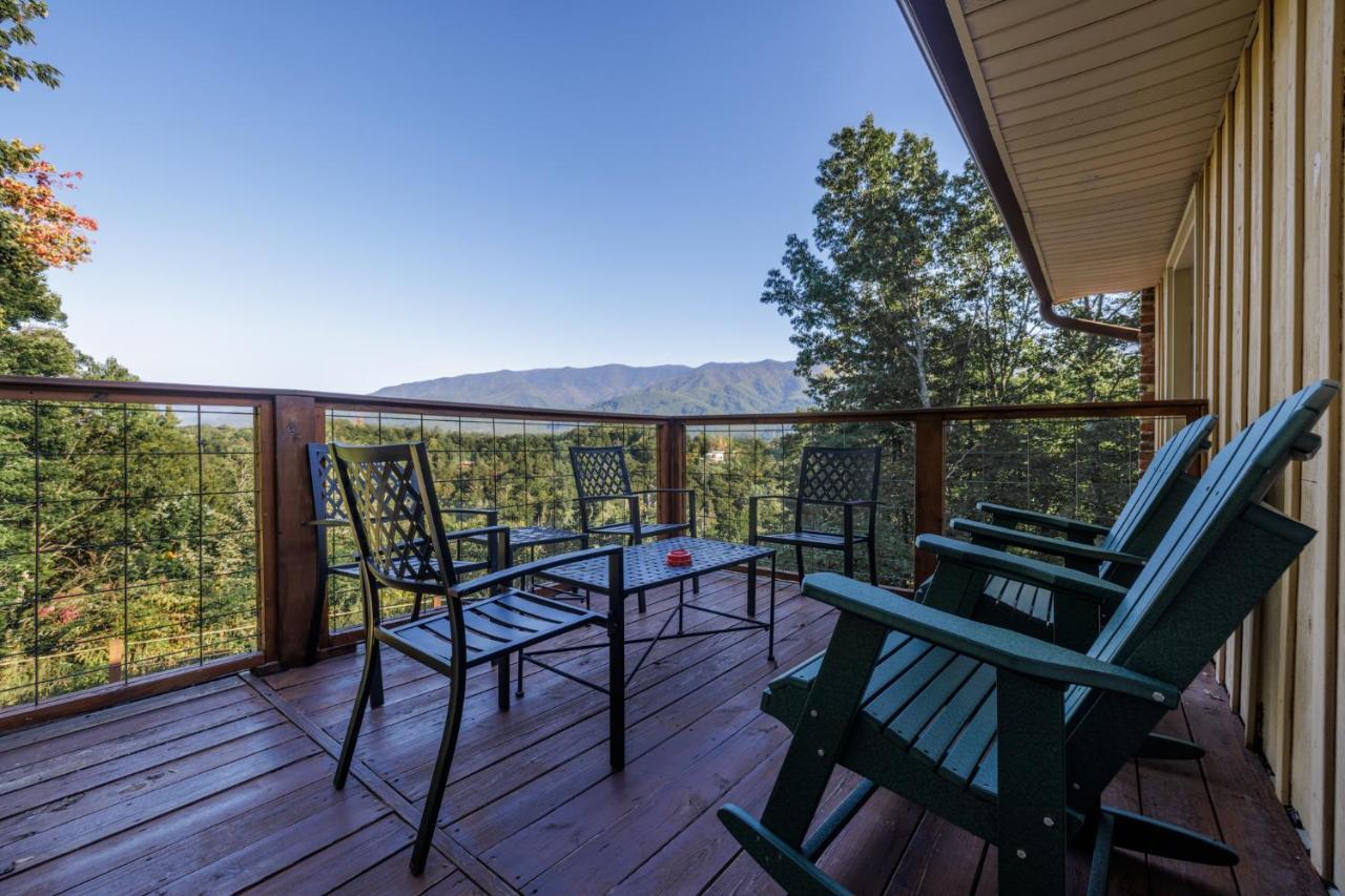 Happy Trails - Cobbly Nob Resort Home Gatlinburg Zewnętrze zdjęcie