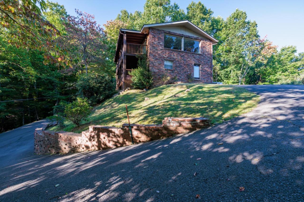 Happy Trails - Cobbly Nob Resort Home Gatlinburg Zewnętrze zdjęcie